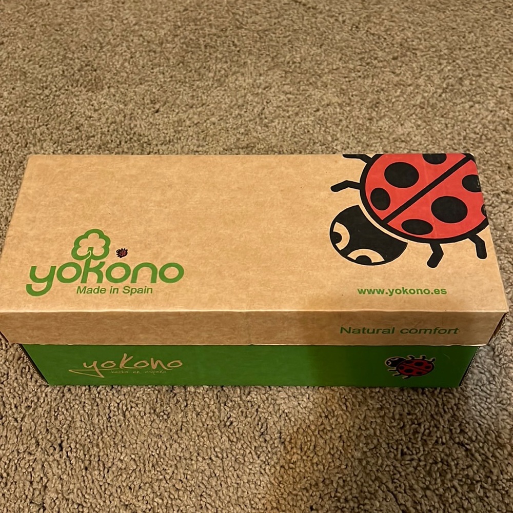 Yokono sandals